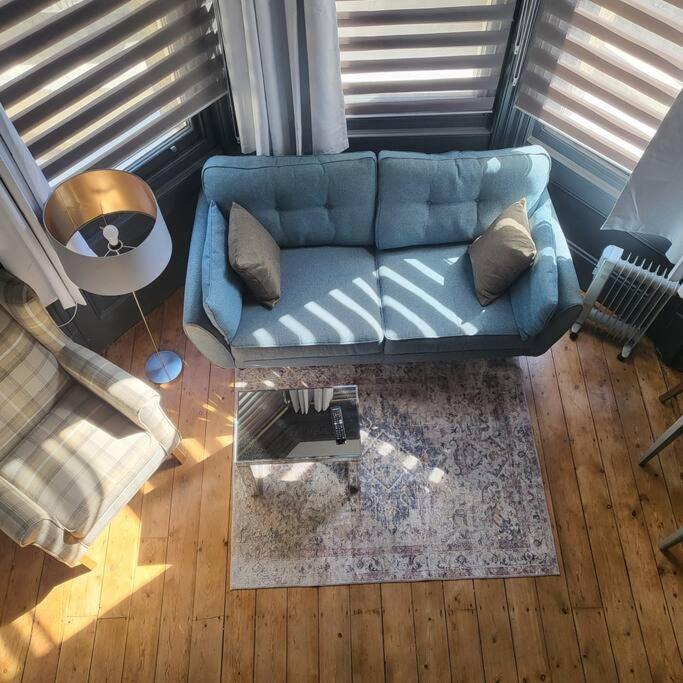 ברייטון 21 Mini Loft Apartment - Great Location - Comfy King Size Bed מראה חיצוני תמונה